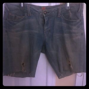 SALE U distressed jean shorts